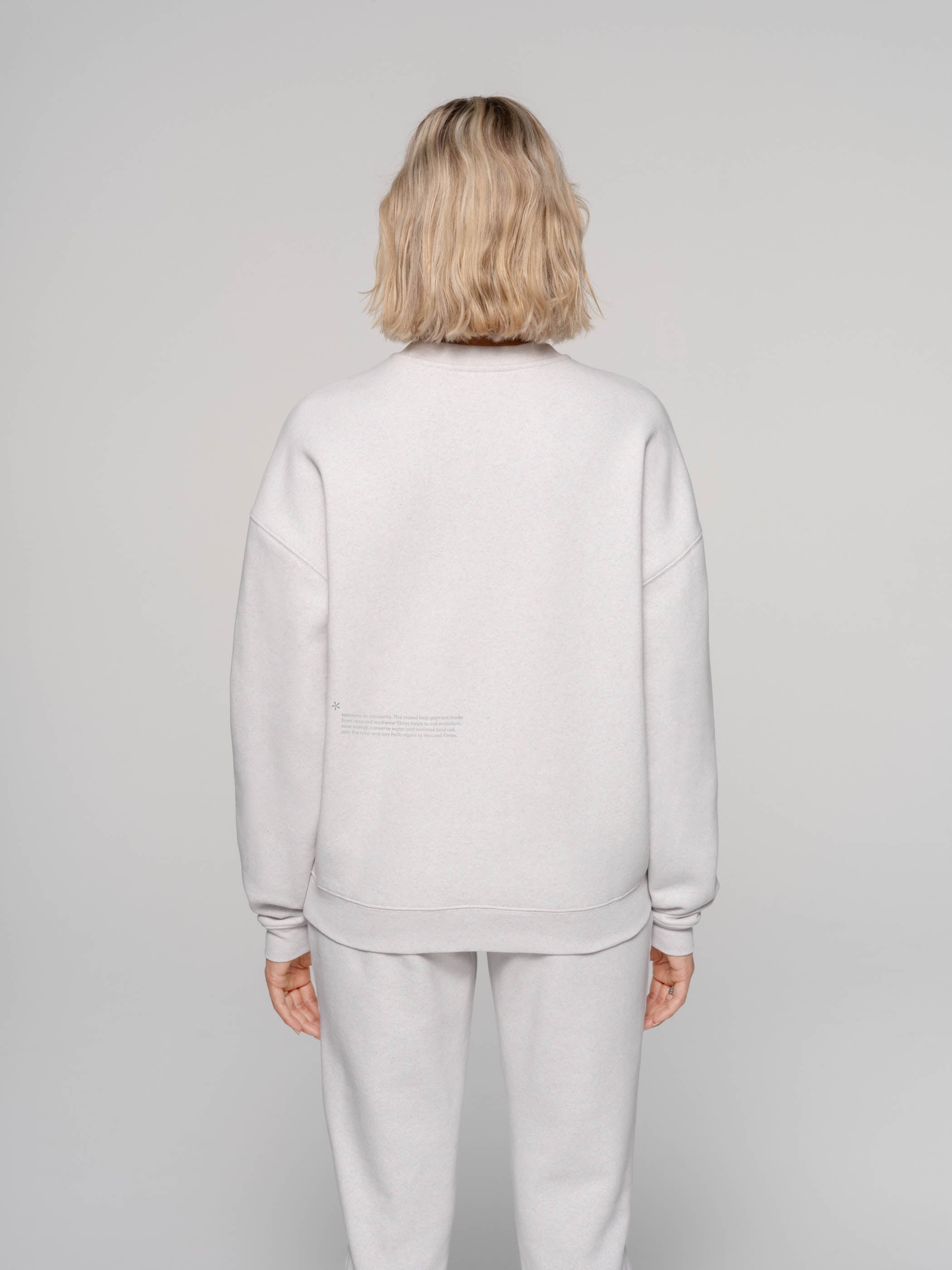 NO.3012 - HELLO AGAIN Sweatshirt Oversized